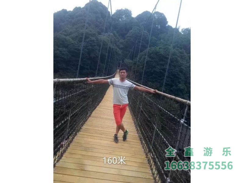 內蒙烏蘭浩特金馬鞍景區(qū)